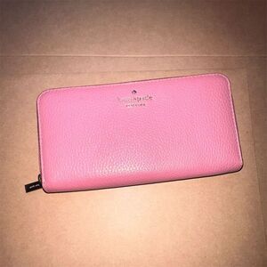 KATE SPADE Pink Pebbled Leather Zip-Around Wallet w Gold Hardware AUTHENTIC